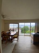 951 Cedar St in Campbell River, BC - Building Photo - Building Photo