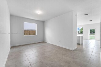 2960 SE 23rd St in Homestead, FL - Building Photo - Building Photo