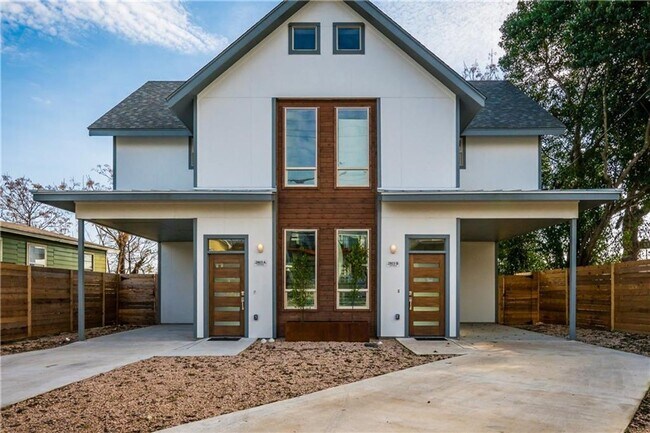 property at 2803 Crest Ave