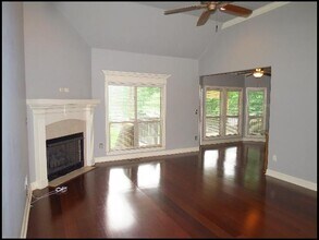 3153 Stonewall Dr in Benton, AR - Foto de edificio - Building Photo