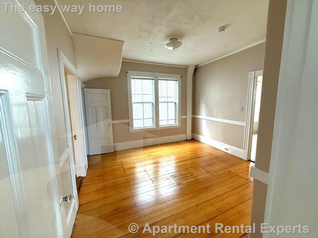 55 Rindge Ave in Cambridge, MA - Foto de edificio - Building Photo