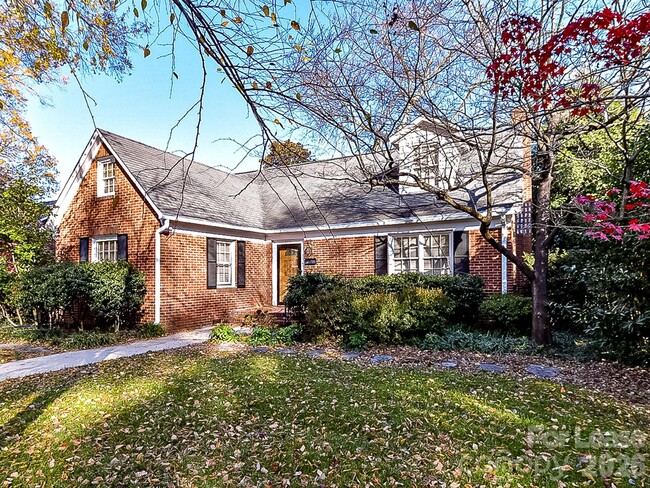711 Mt Vernon Ave in Charlotte, NC - Building Photo - Building Photo