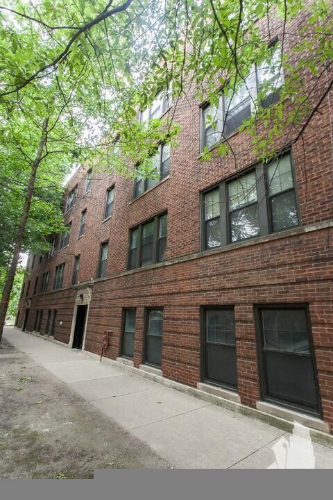 1941 W Winnemac Ave, Unit 3 in Chicago, IL - Building Photo