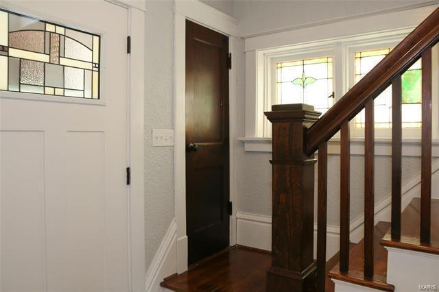 7104 Clayton Rd in Richmond Heights, MO - Building Photo - Building Photo