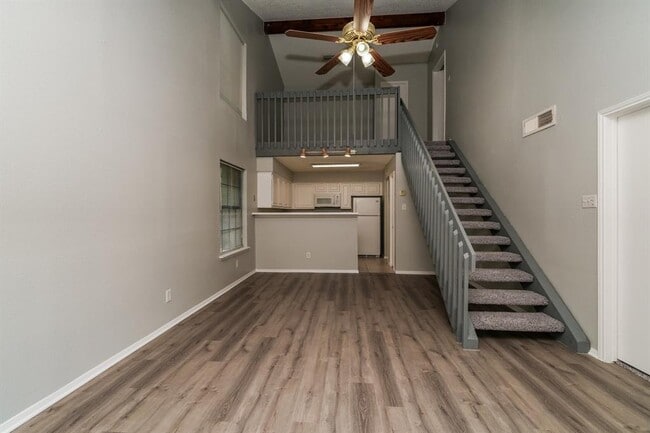 200 Pecan Dr in League City, TX - Building Photo - Building Photo