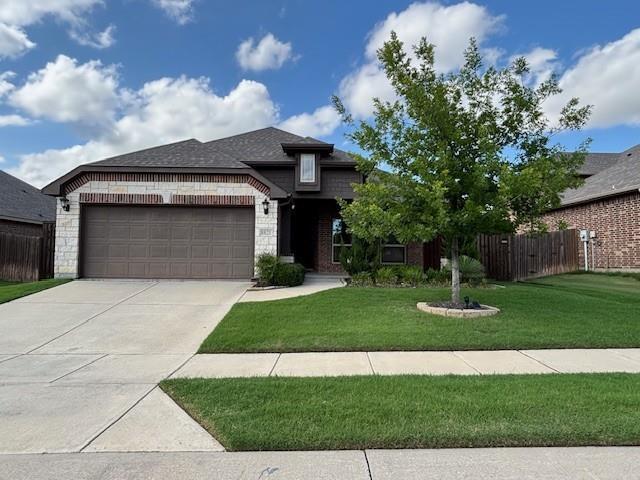 8821 Cassidy Ln in Aubrey, TX - Foto de edificio