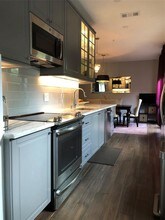 2511 Nantucket Dr in Houston, TX - Building Photo - Building Photo