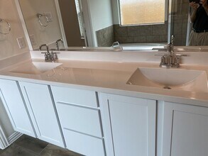 10012 Boswell Dr in Frisco, TX - Foto de edificio - Building Photo