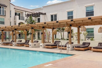 Eddy Redondo Residences in Redondo Beach, CA - Building Photo - Building Photo