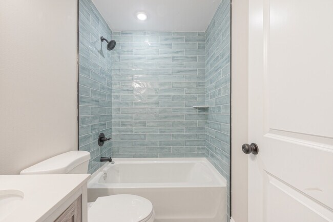 1925 N 18th St in Philadelphia, PA - Building Photo - Building Photo