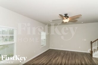 325 Stoney Hollow Rd in Canton, GA - Building Photo - Building Photo