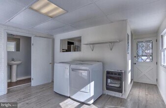 3216 Green St in Harrisburg, PA - Building Photo - Building Photo