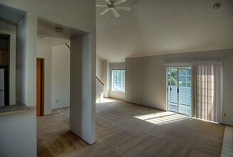 10545 Greenwood Ave N, Unit 10545 Greenwood Ave. N. in Seattle, WA - Foto de edificio - Building Photo