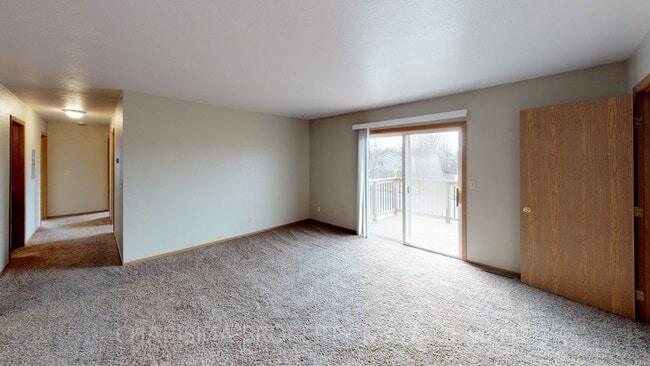 350 N Main Ave in Tea, SD - Building Photo - Building Photo