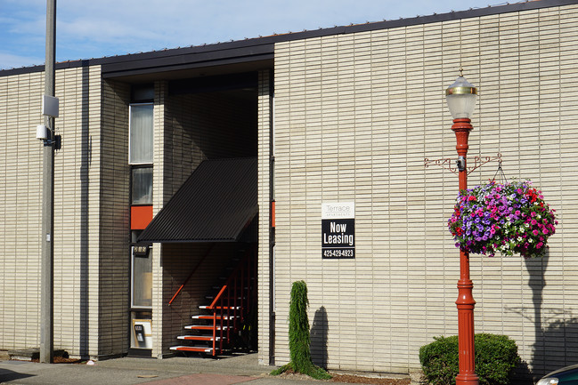 Terrace Apartments in Issaquah, WA - Building Photo - Building Photo