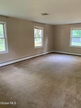 9 Augusta Ct in Clifton Park, NY - Building Photo - Building Photo