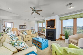 8518 S Old Oregon Inlet Rd in Nags Head, NC - Building Photo - Building Photo