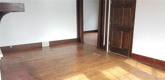 property at 46 Roanoke Pkwy