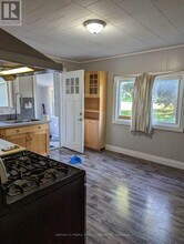 14293 Trafalgar Rd in Halton Hills, ON - Building Photo - Building Photo