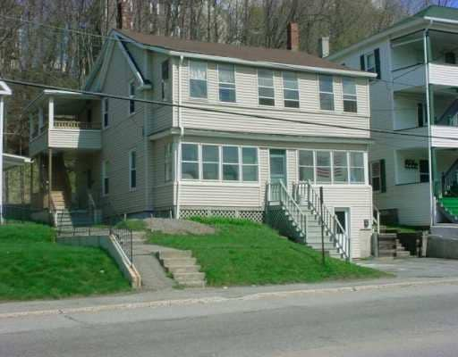 53 Mount Vernon Ave in Augusta, ME - Foto de edificio