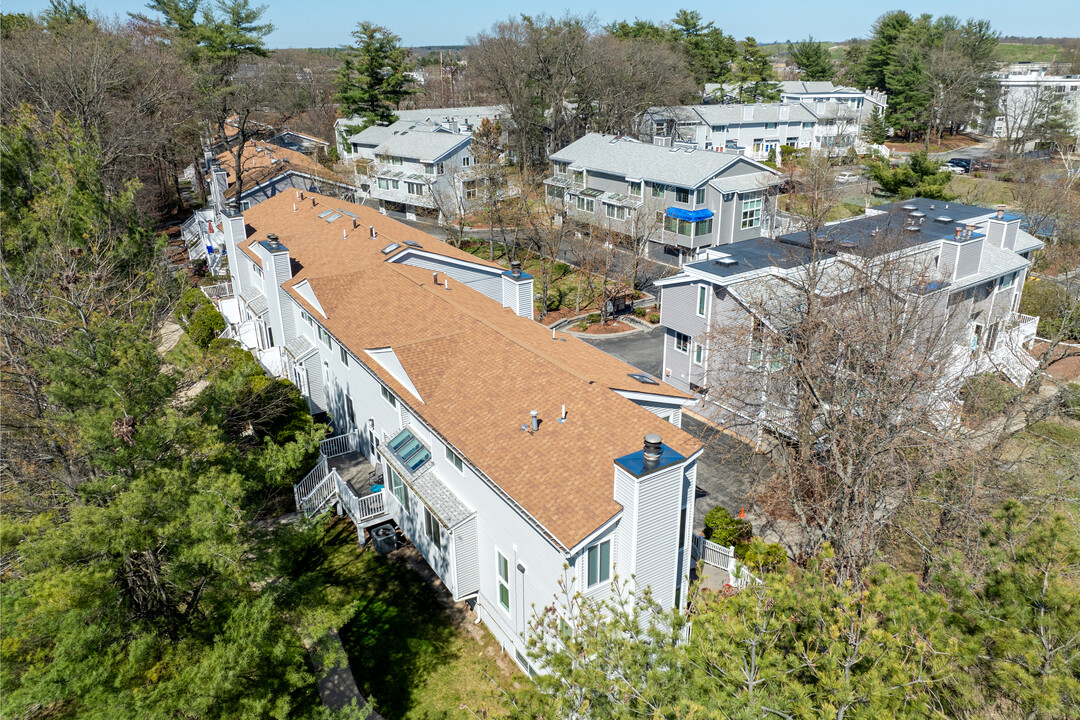 Chelmsford Village in Chelmsford, MA - Foto de edificio