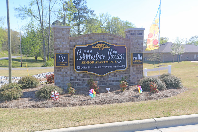 Cobblestone Village Apartments in Clanton, AL - Building Photo - Building Photo