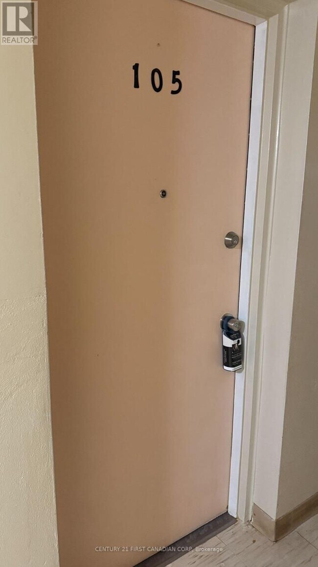 1170 Hamilton Rd in London, ON - Building Photo - Building Photo