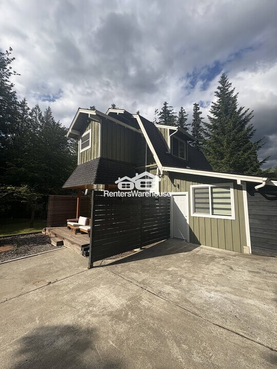 23806 SE 59th St in Issaquah, WA - Building Photo