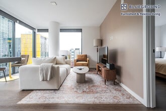 2010 Terry Ave in Seattle, WA - Foto de edificio - Building Photo