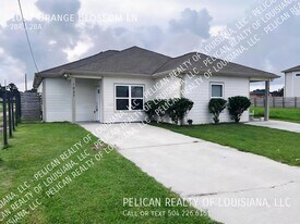 1037 Orange Blossom Ln in Harvey, LA - Building Photo
