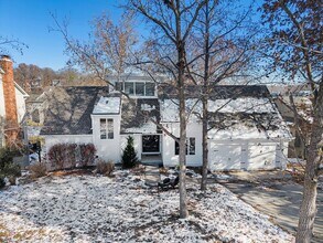 224 NW Locust St in Lee's Summit, MO - Building Photo - Building Photo