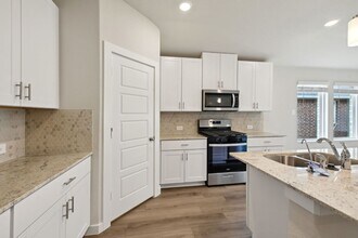 1410 Waggoner Rnch Trl in Conroe, TX - Building Photo - Building Photo