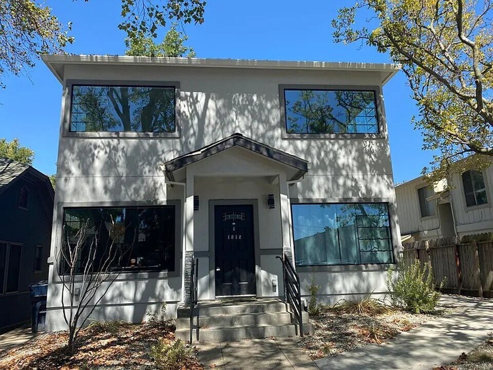 1515 T St-Unit -1515 T Street #2 in Sacramento, CA - Building Photo