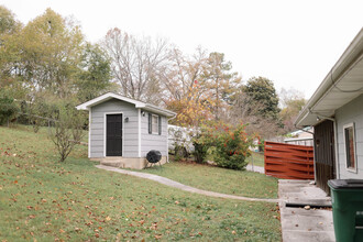 1913 Honeycut Ln in Chattanooga, TN - Building Photo - Building Photo