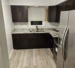 4652 Custer Ave in Brookfield, IL - Building Photo - Building Photo