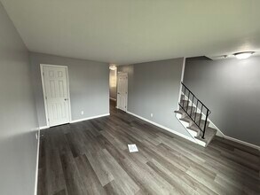 3517 Cleveland Ave in Grove City, OH - Building Photo - Building Photo