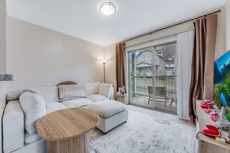 McLane Apartments in Morgantown, WV - Building Photo - Building Photo