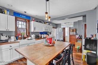 1026 Fairfield St in Scranton, PA - Building Photo - Building Photo