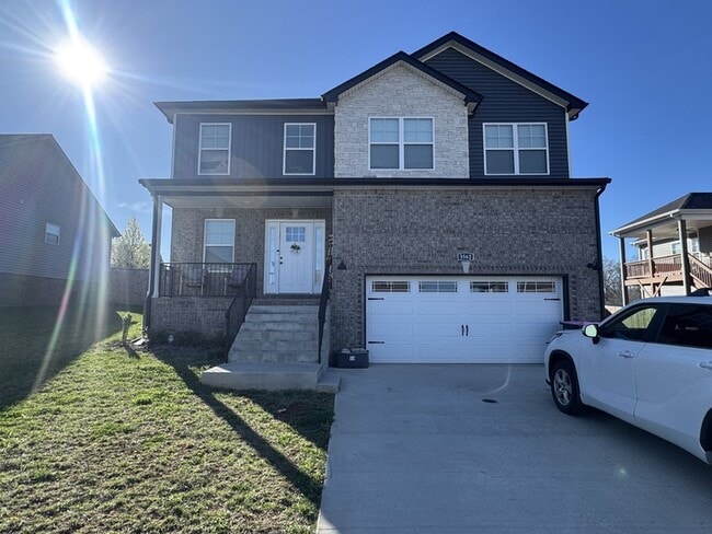 3562 Torrington Ln in Clarksville, TN - Building Photo - Building Photo