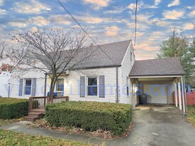 2248 Lakewood Ave in Lima, OH - Building Photo