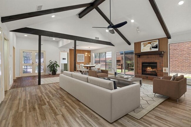 11115 Kitty Brook Dr in Houston, TX - Building Photo - Building Photo