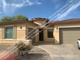 700 E Indian Wells Pl in Chandler, AZ - Building Photo
