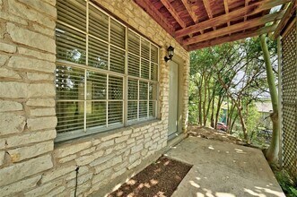 1200 Banister Ln in Austin, TX - Building Photo - Building Photo