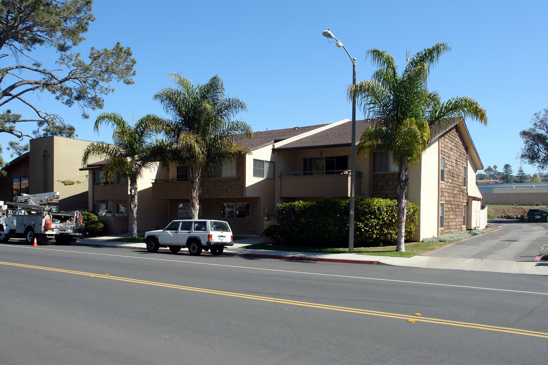 250 S Sierra Ave in Solana Beach, CA - Building Photo