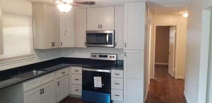 747 Phelps and Workman Rd in Mebane, NC - Building Photo - Building Photo