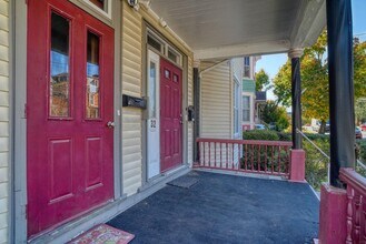 32 Balding Ave in Poughkeepsie, NY - Building Photo - Building Photo