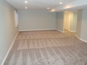 6361 Clay Park Dr in Salt Lake City, UT - Building Photo - Building Photo