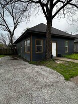796 W Tarleton St in Stephenville, TX - Building Photo
