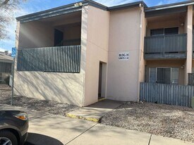 4601 Carlisle Blvd NE in Albuquerque, NM - Building Photo