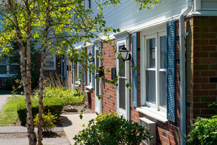 Stony Brook Commons Apartments